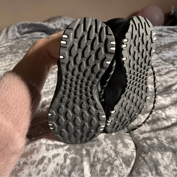 Little boy new balance black - Picture 8 of 13